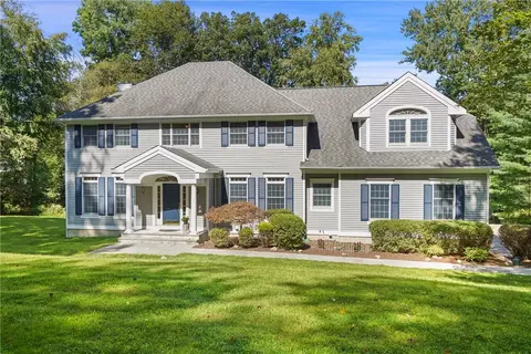 19 Lambert Rdg, Lewisboro, NY 10518