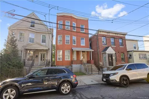 13 Cedar St, Yonkers, NY 10701