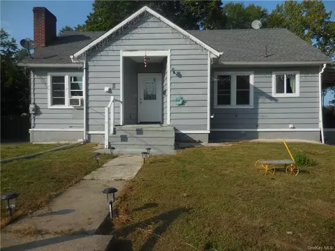 11 Talcott Pl, Middletown, NY 10940