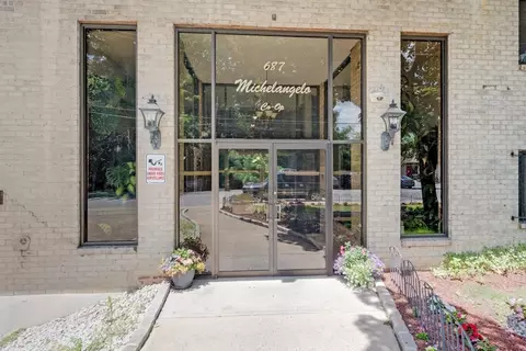 687 Bronx River Rd #3C, Yonkers, NY 10704