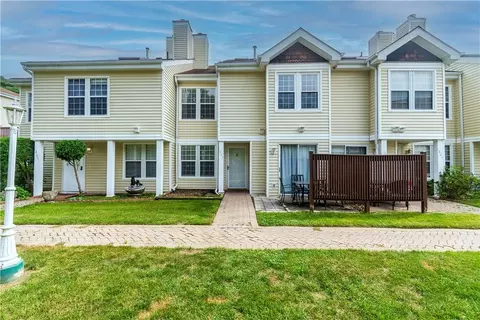 1807 Whispering Hls, Chester, NY 10918