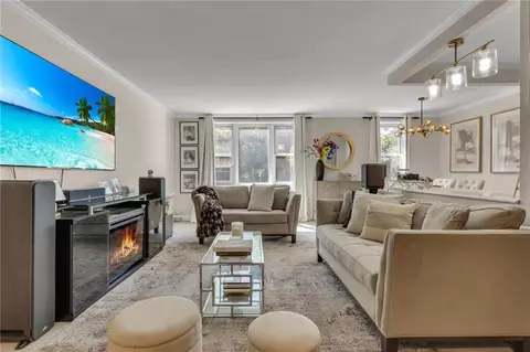 4 Sadore Ln #3K, Yonkers, NY 10710