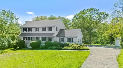 7 Brenner Ridge Rd, La Grange, NY 12569