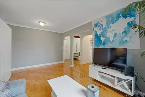 2025 Valentine Ave #6B, New York, NY 10457