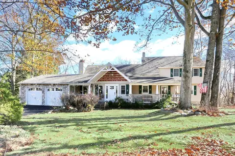 16 Gerke Ave, Clarkstown, NY 10956