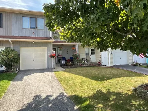 27 Darin Rd, Warwick, NY 10990