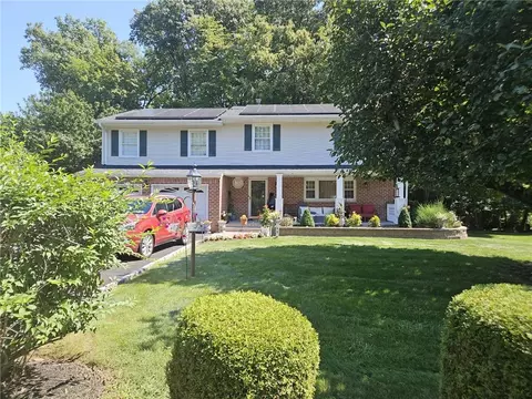 12 Forbes Rd, Clarkstown, NY 10956