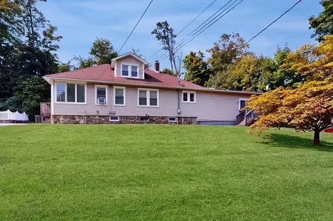 67 Mount Hope Rd, Mahopac, NY 10541