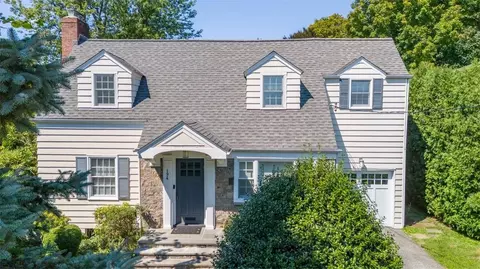 194 Clayton Rd, Greenburgh, NY 10583