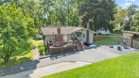 3 Pinecrest Rd # -5, Clarkstown, NY 10989