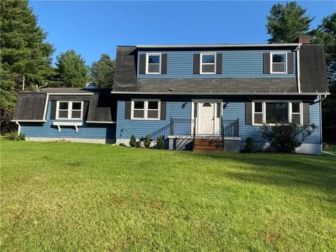 3 Sawmill Rd, Highland, NY 12719