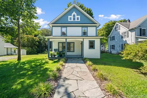 2585 River Rd, Damascus, PA 18415