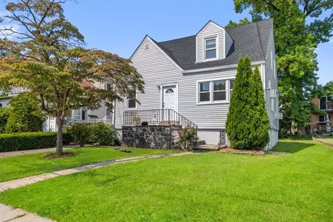 235 Delano Ave W, Yonkers, NY 10704