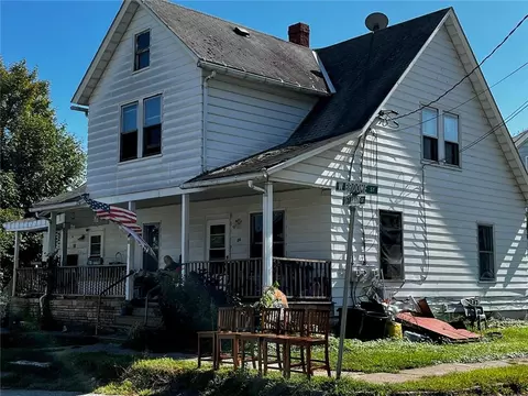 20 W Broome St, Port Jervis, NY 12771