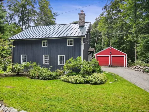 97 Hack Green Rd, Pound Ridge, NY 10576