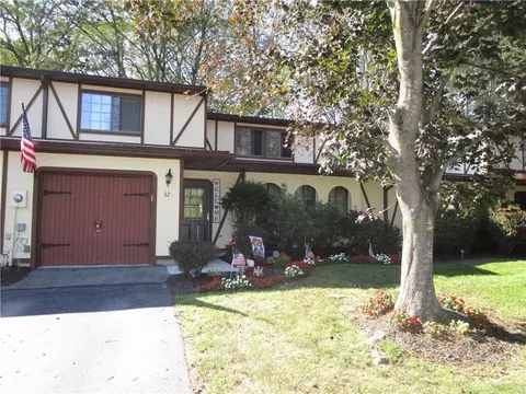 119 Stringham Rd #52, La Grange, NY 12540