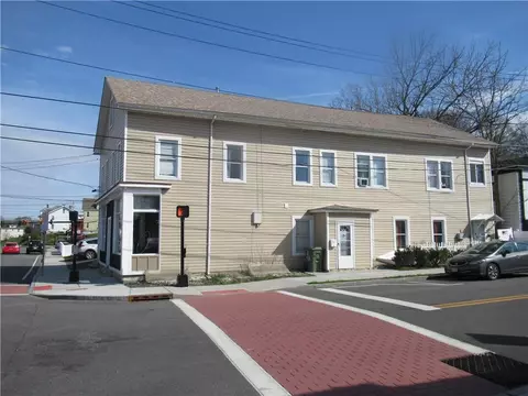 256 E Main St, Middletown, NY 10940 photo 1