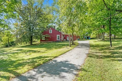 124 Golden Hill Ave, Goshen, NY 10924