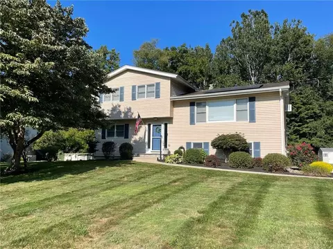 11 Townsend Pl, Chester, NY 10918
