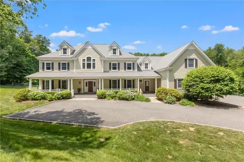 696 Cross River Rd, Katonah, NY 10536