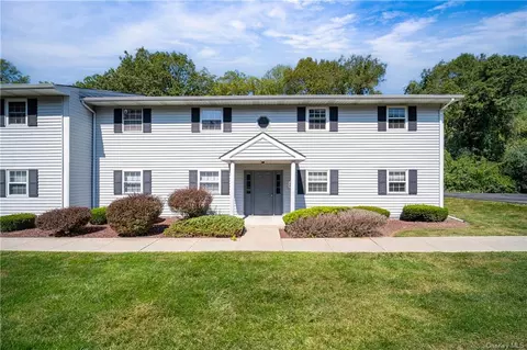 12 Field Ct #G, Fishkill, NY 12524 photo 1