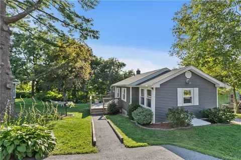 9 Valhalla Rd, Kent, NY 10512