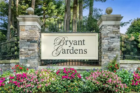 7 Bryant Cres #2F, White Plains, NY 10605