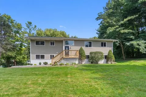 2 Mountain Brook Dr, Southeast, NY 10509
