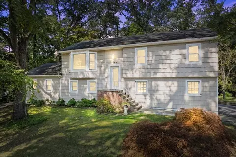 109 Vista Ter S, Mahopac, NY 10541