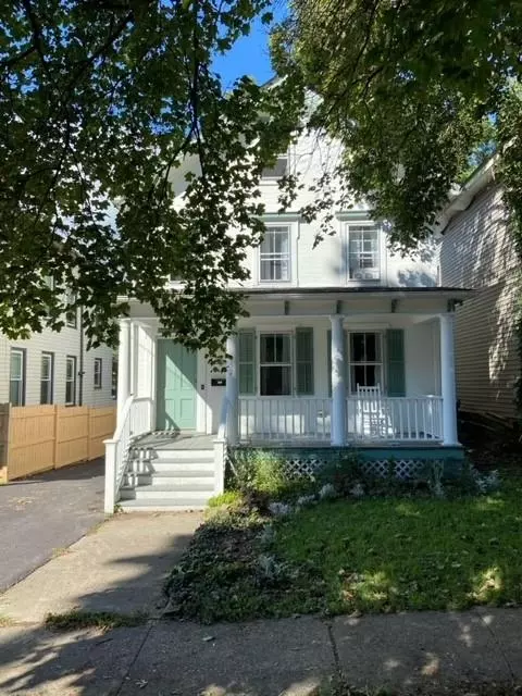 152 Montgomery St, Poughkeepsie, NY 12601