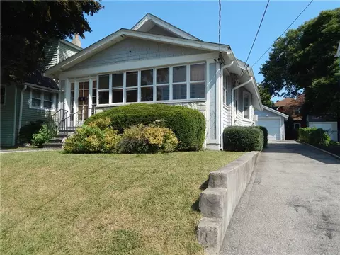 60 Corbalis Pl, Yonkers, NY 10703