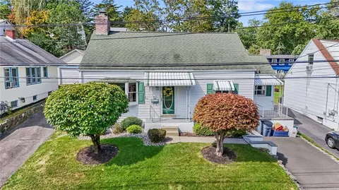 406 Centre Ave, Clarkstown, NY 10960