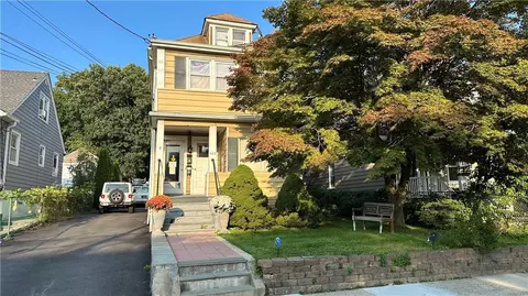 423 Union Ave, Mamaroneck, NY 10543