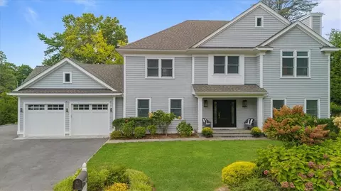 10 Captains Ln, Rye, NY 10580