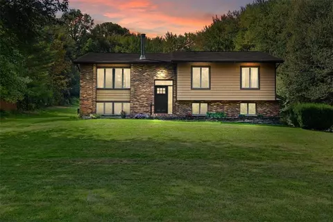 73 Smith Crossing Rd, Wappinger, NY 12590