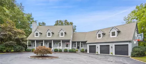 749 Guard Hill Rd, Bedford, NY 10506