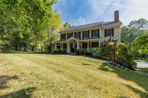 100 Montebello Rd, Ramapo, NY 10901