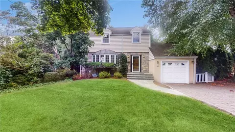 5 Longview Dr, Eastchester, NY 10709
