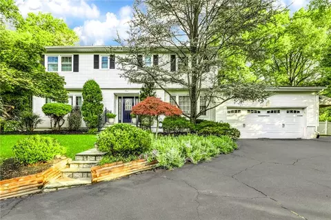 3 Marcia Ln, Ramapo, NY 10977
