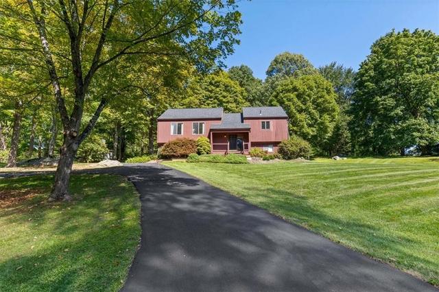 4 E Lovell St, Mahopac, NY 10541