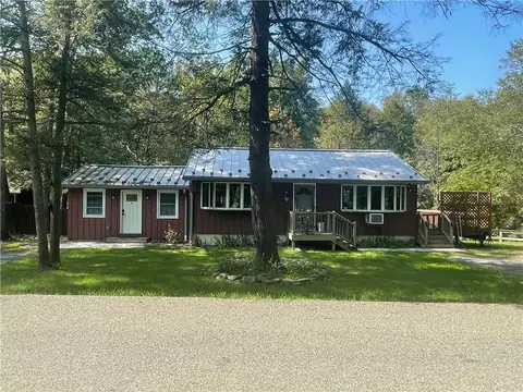 249 Red Mills Rd, Crawford, NY 12566