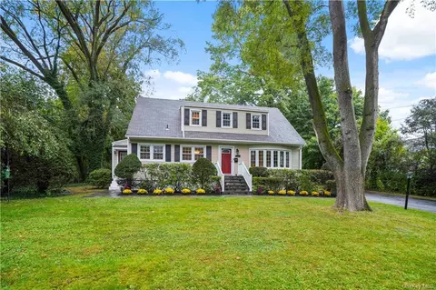 50 Clements Pl, Greenburgh, NY 10530