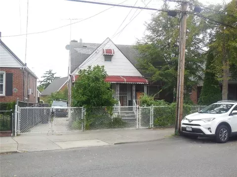 2742 Woodhull Ave, New York, NY 10469