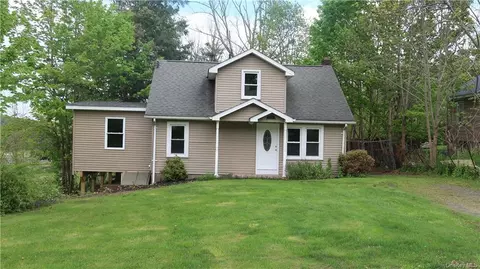 158 Pleasant St Ext, Thompson, NY 12701