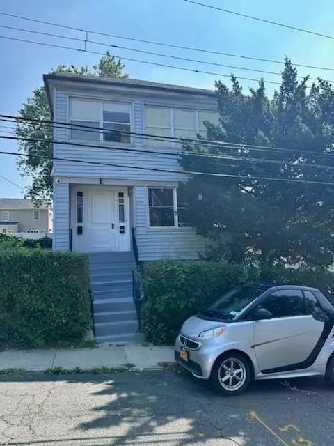 174 Hillside Ave, Yonkers, NY 10703
