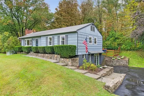 21 Hoyt Rd, Dover, NY 12594