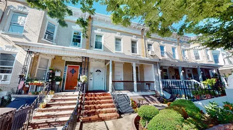 8013 86th Rd, New York, NY 11421
