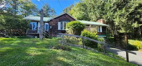 19 Osterhout Ln, Liberty, NY 12754