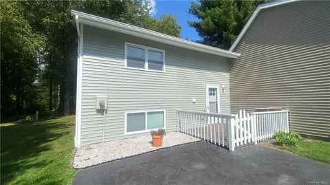 22 James Pl, Thompson, NY 12751