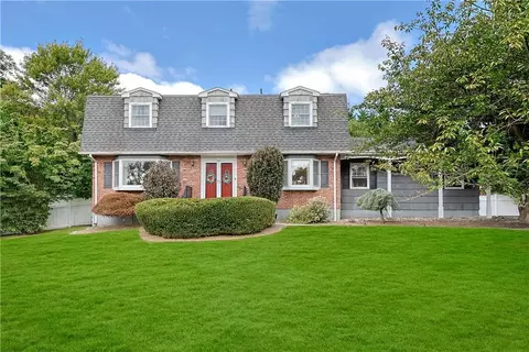 119 Birch Ln, Clarkstown, NY 10956